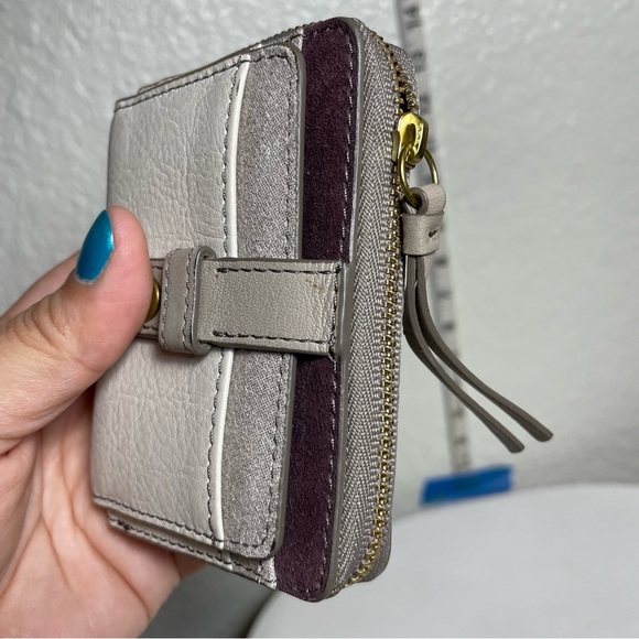 Fossil Fiona Zip Coin Wallet in Champagne - Picture 7 of 12